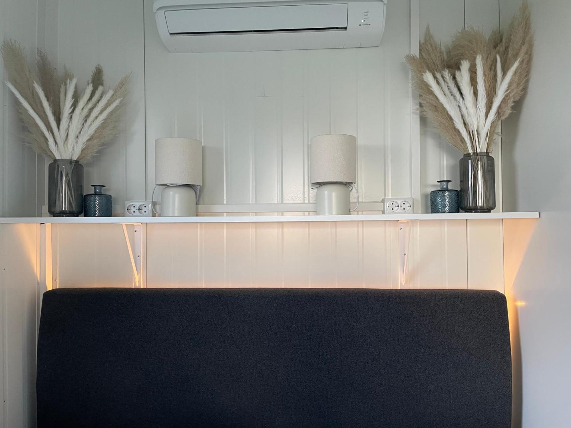 Luxe Tiny House Incl Jacuzzi En Strandhuisje In Zomerseizoen Meliskerke Екстериор снимка